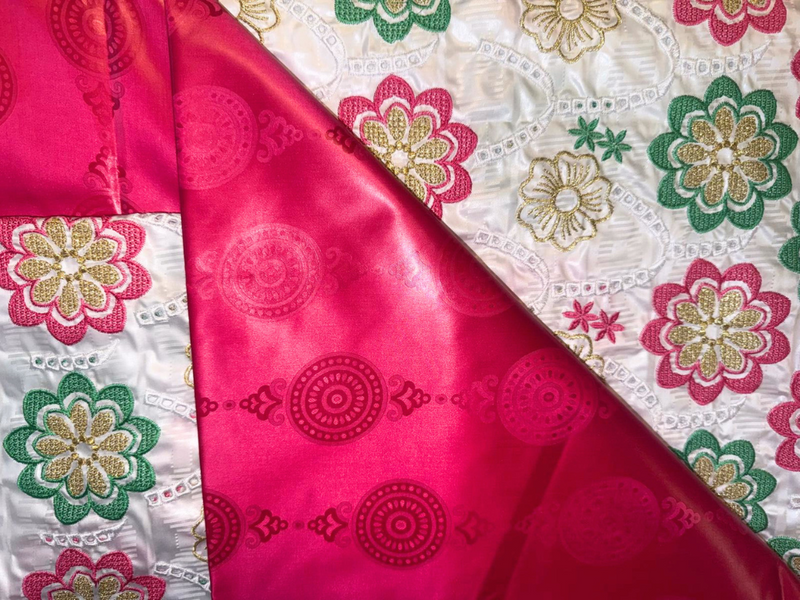 2 TONS - Blanc & Fuchsia 4M